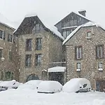 Valle De Izas Hotell