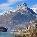 Hotel Valle De Izas