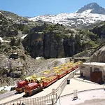 Valle De Izas Hotel 3*
