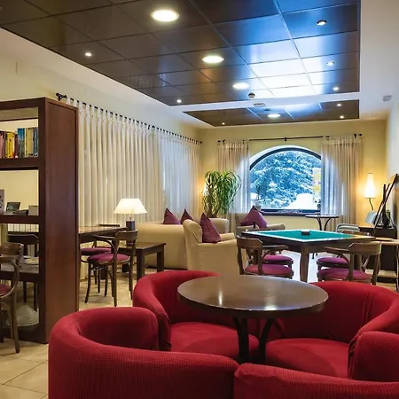 Valle De Izas Hotel 3*
