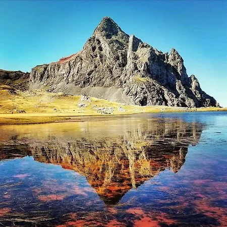 Valle De Izas Szálloda 3*