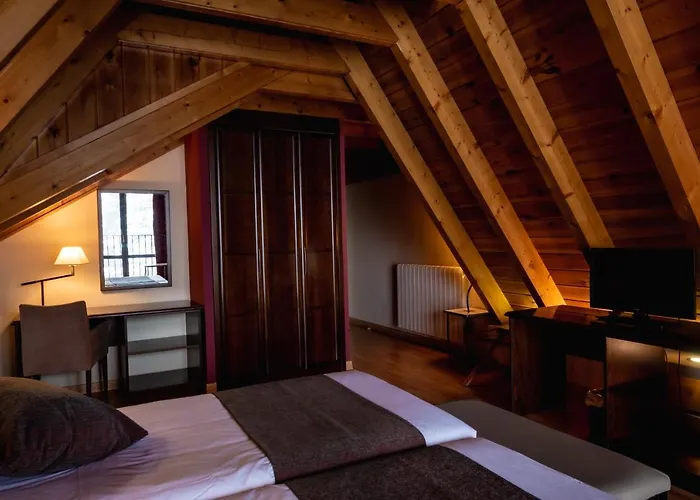 Valle De Izas 3* Sallent de Gállego