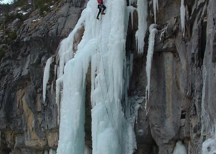 Otel Valle De Izas Sallent de Gállego