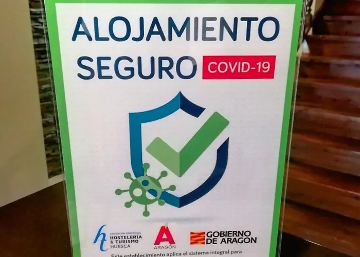 Valle De Izas Otel 3*