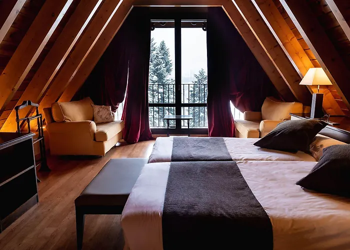 Valle De Izas Hotell 3*