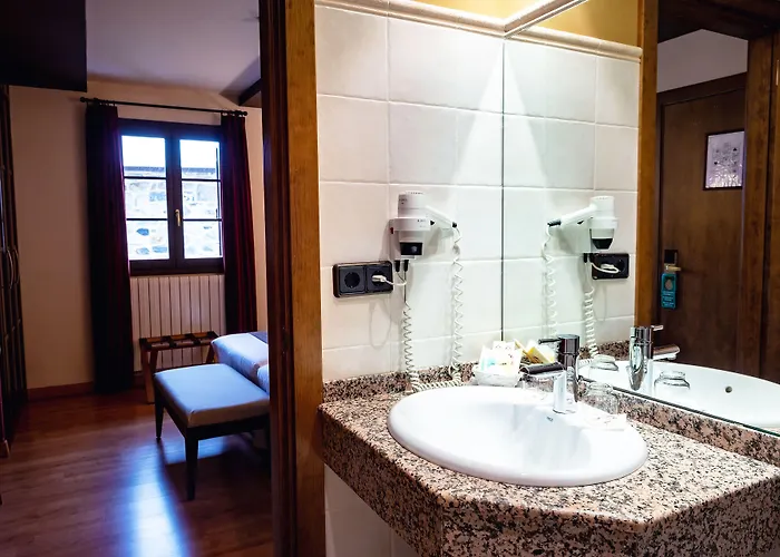 Valle De Izas Otel Sallent de Gállego
