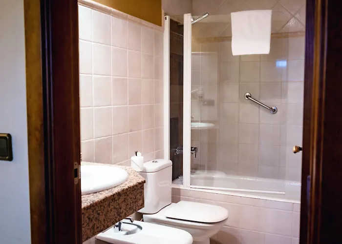 Otel Valle De Izas 3*