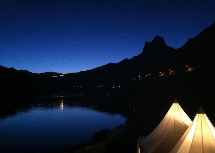 Valle De Izas Hotell